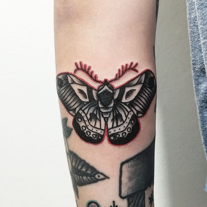Tatuaje de manga en Blitzkrieg Tattoo
